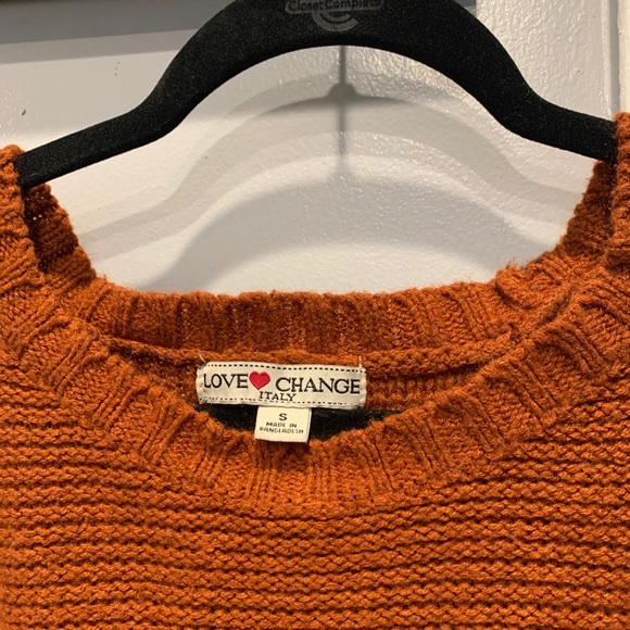 Sweater - Picture 4 of 4